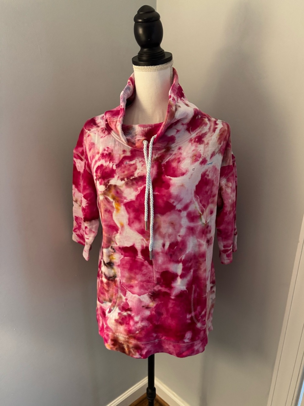 NEW T by Talbots Hand Tie Dyed Cowl Neck 3/4 Sleeve Pullover Sweatshirt Medium